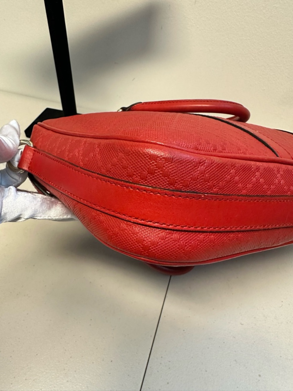 Gucci Red Leather Laptop Bag - Picture 12 of 17